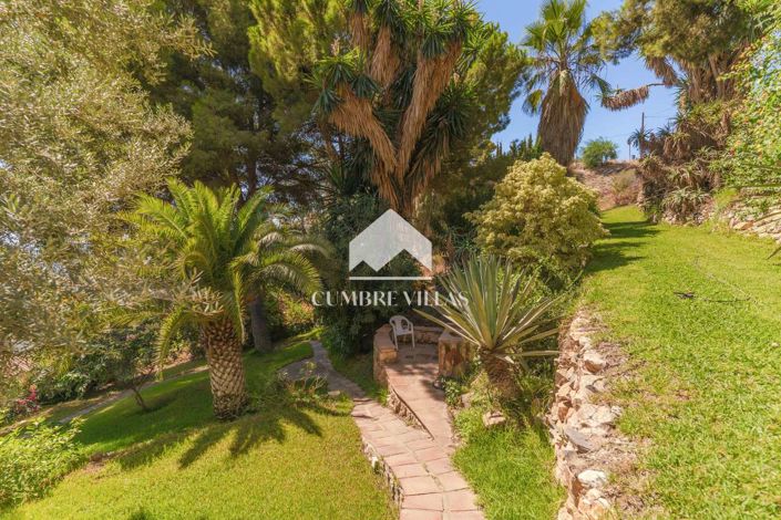 Image No.119-11 Bed Villa for sale