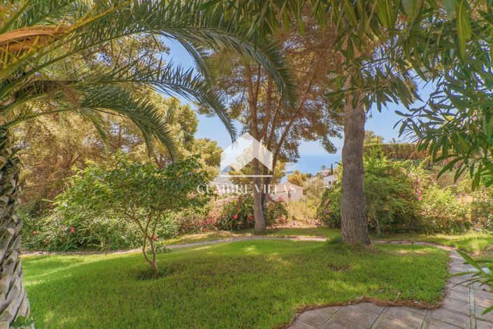 Image No.121-11 Bed Villa for sale