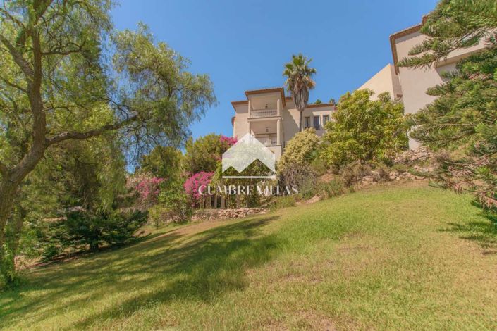 Image No.124-11 Bed Villa for sale