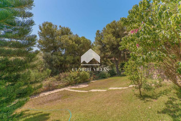 Image No.127-11 Bed Villa for sale