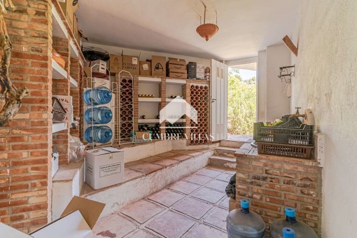 Image No.142-11 Bed Villa for sale