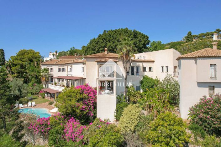 Image No.148-11 Bed Villa for sale