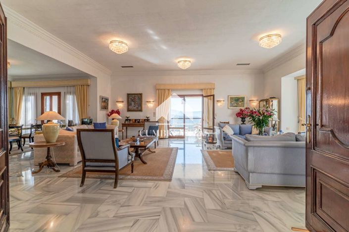 Image No.21-11 Bed Villa for sale