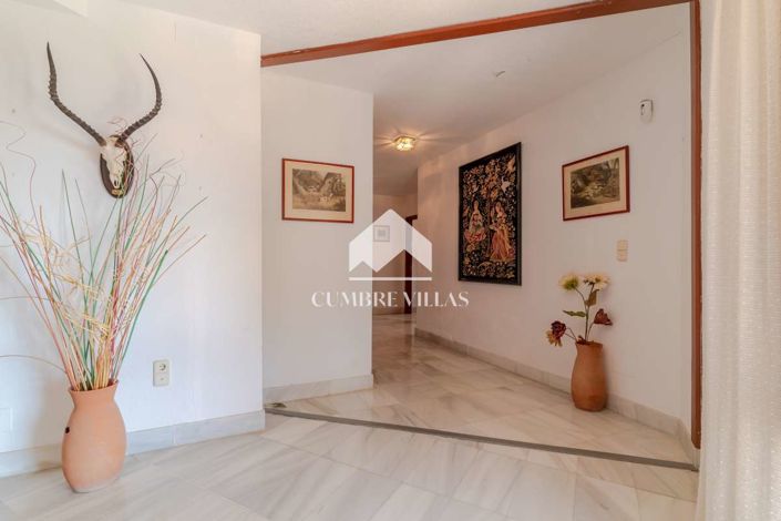 Image No.73-11 Bed Villa for sale