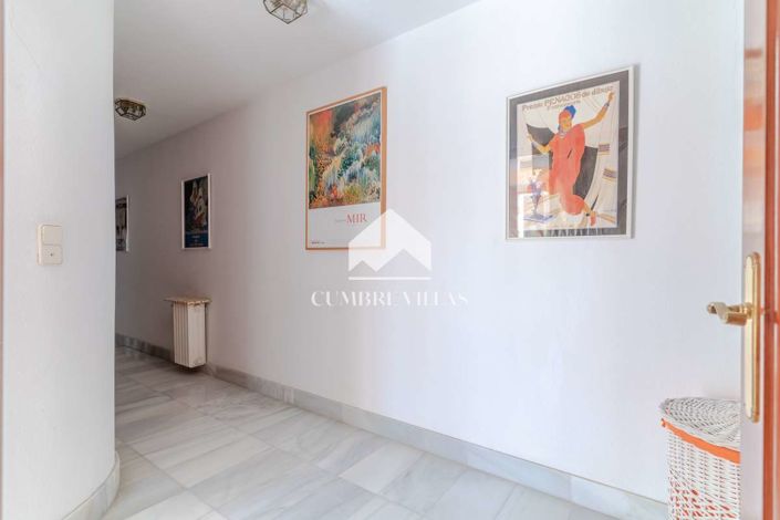 Image No.89-11 Bed Villa for sale