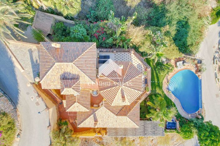 Image No.4-6 Bed Villa for sale