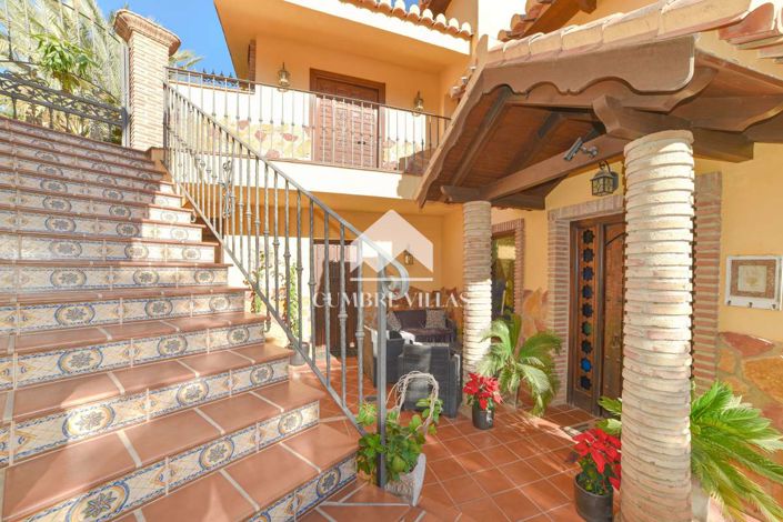 Image No.67-6 Bed Villa for sale