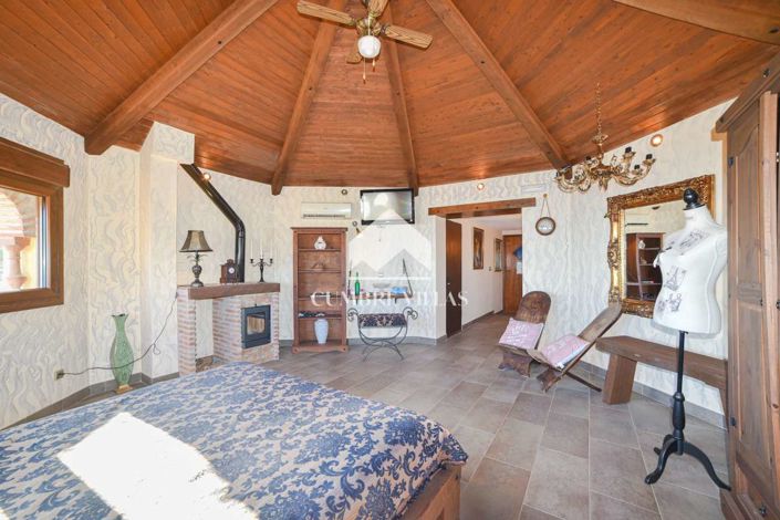 Image No.71-6 Bed Villa for sale