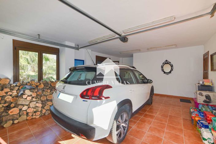 Image No.73-6 Bed Villa for sale