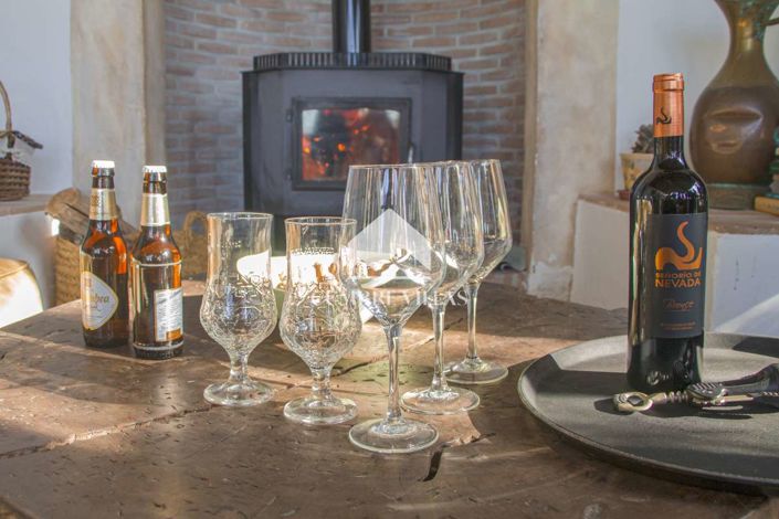 Image No.15-14 Bed Country House for sale