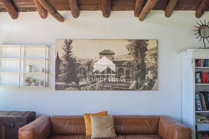 Image No.19-14 Bed Country House for sale