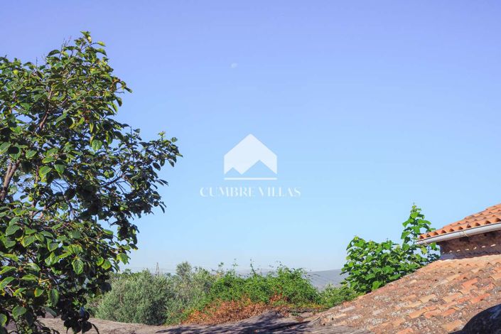 Image No.47-14 Bed Country House for sale