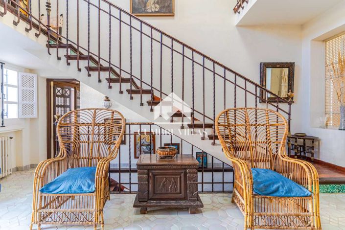 Image No.40-10 Bed Villa for sale