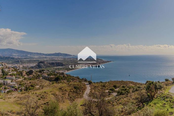 Image No.8-10 Bed Villa for sale