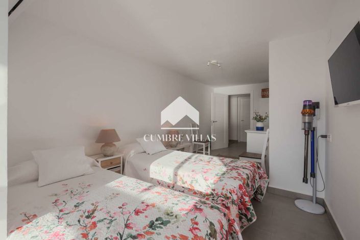 Image No.25-3 Bed Villa for sale