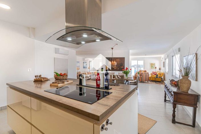 Image No.28-3 Bed Villa for sale