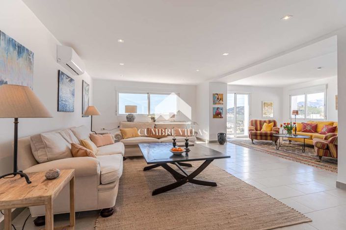 Image No.36-3 Bed Villa for sale