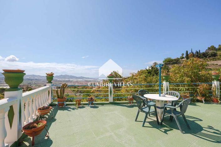 Image No.45-5 Bed Country House for sale