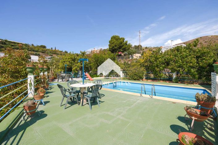 Image No.47-5 Bed Country House for sale