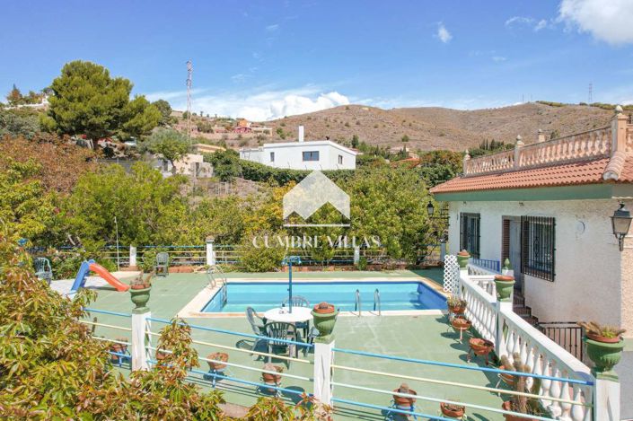 Image No.54-5 Bed Country House for sale