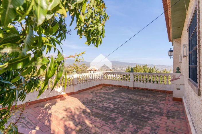 Image No.67-5 Bed Country House for sale