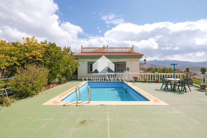 Image No.68-5 Bed Country House for sale