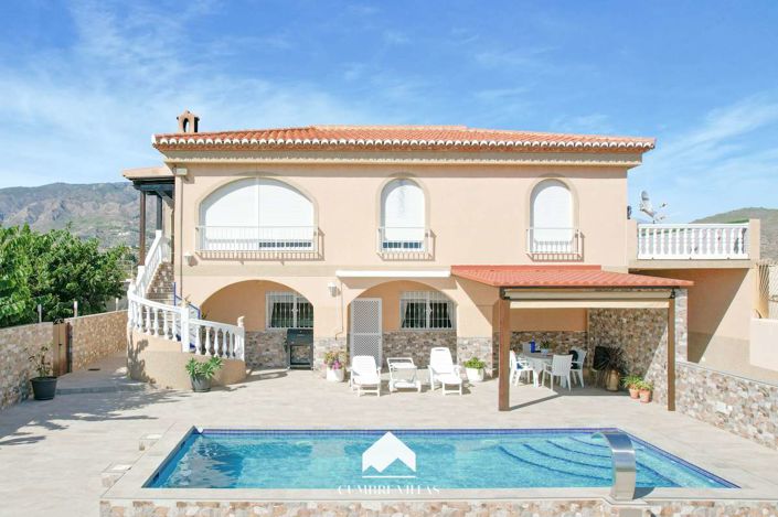 Image No.1-3 Bed Country House for sale