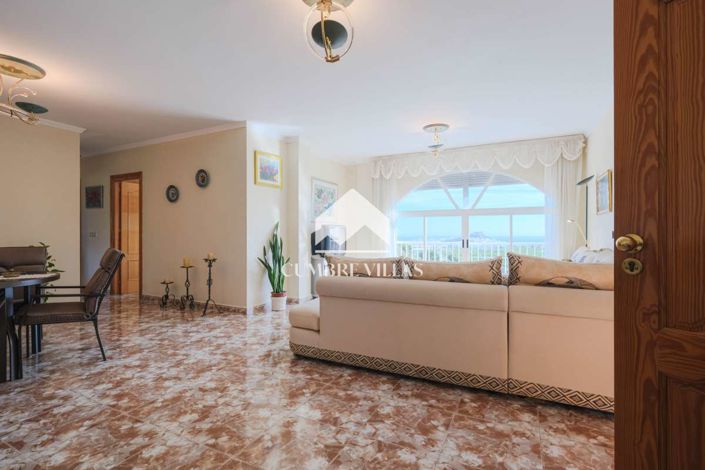 Image No.10-3 Bed Country House for sale