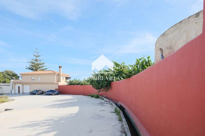 Image No.56-3 Bed Country House for sale