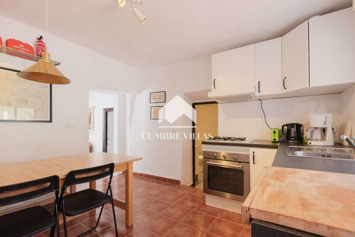 Image No.20-8 Bed Country House for sale