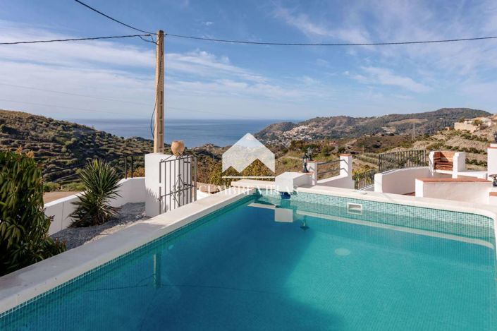 Image No.3-8 Bed Country House for sale