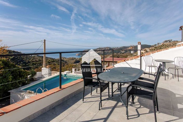 Image No.4-8 Bed Country House for sale