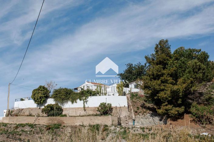 Image No.59-8 Bed Country House for sale