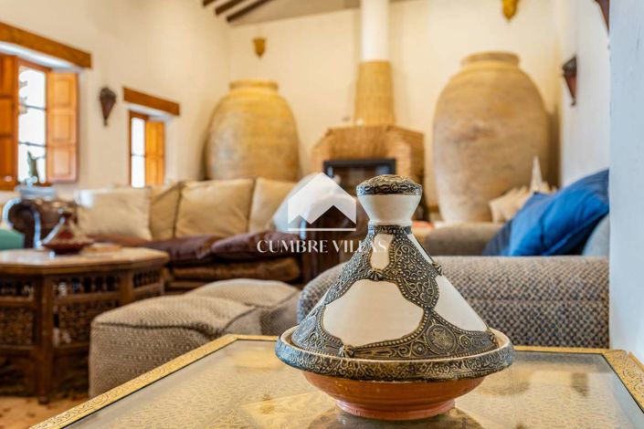 Image No.15-5 Bed Villa for sale