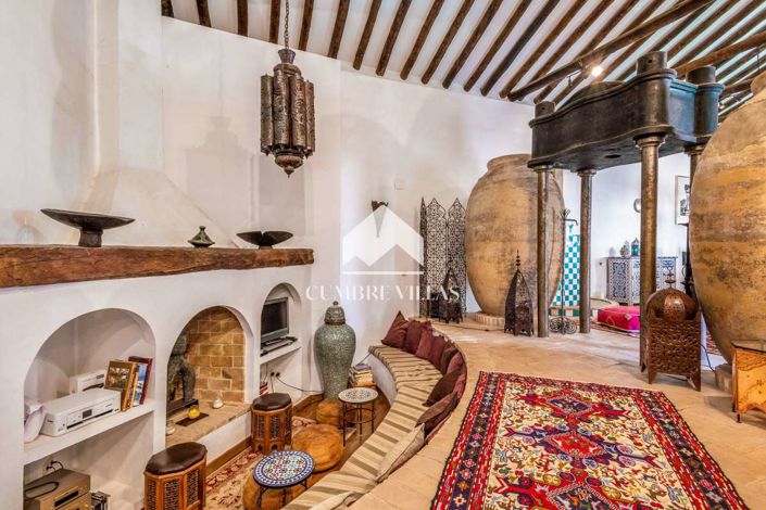 Image No.18-5 Bed Villa for sale