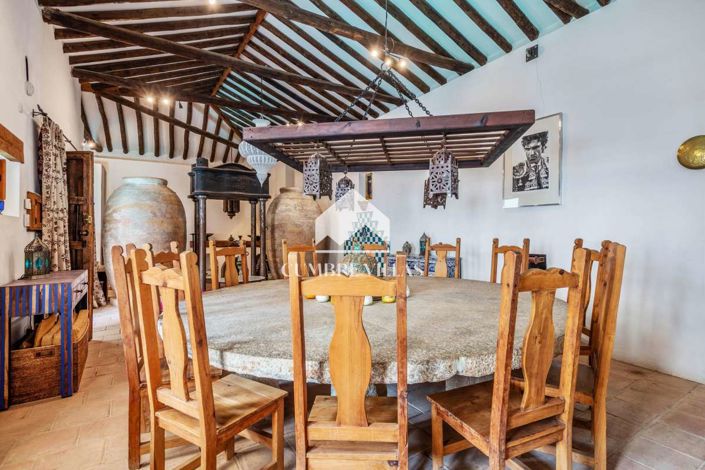 Image No.19-5 Bed Villa for sale