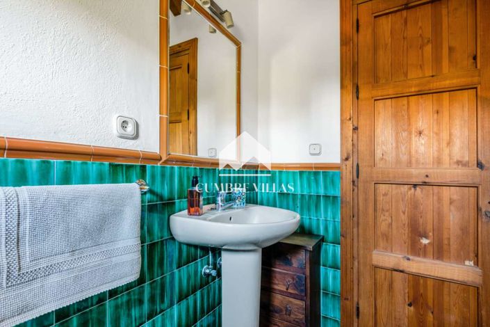 Image No.22-5 Bed Villa for sale