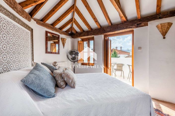 Image No.33-5 Bed Villa for sale