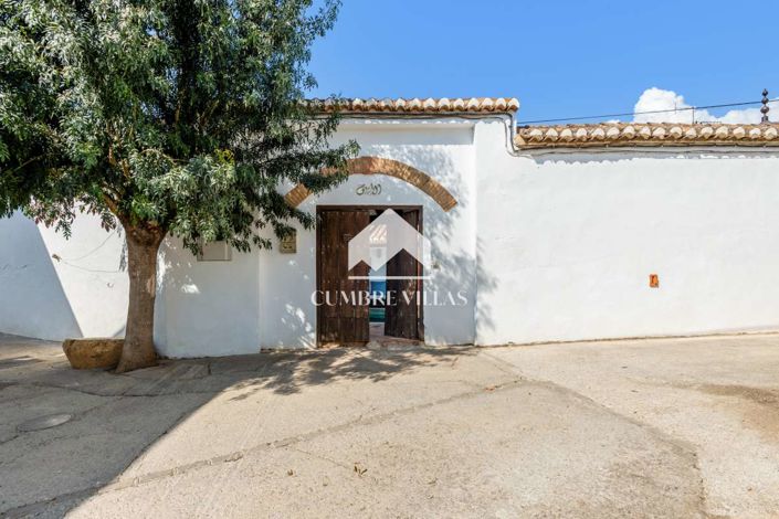 Image No.6-5 Bed Villa for sale