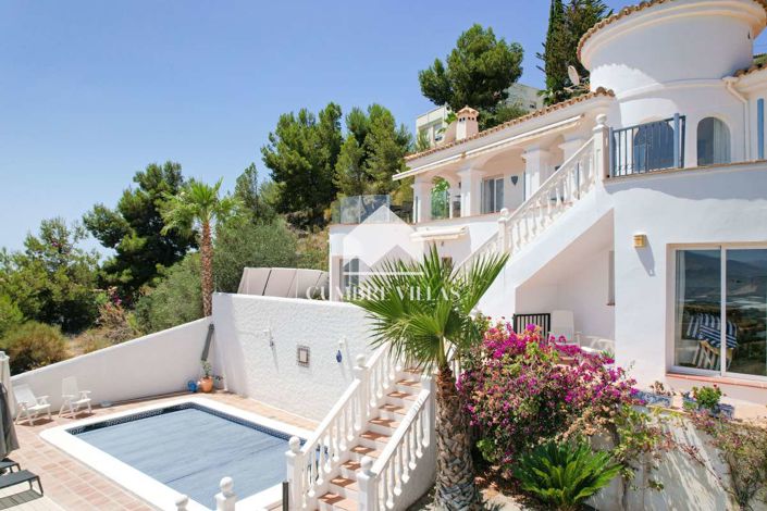 Image No.57-4 Bed Villa for sale