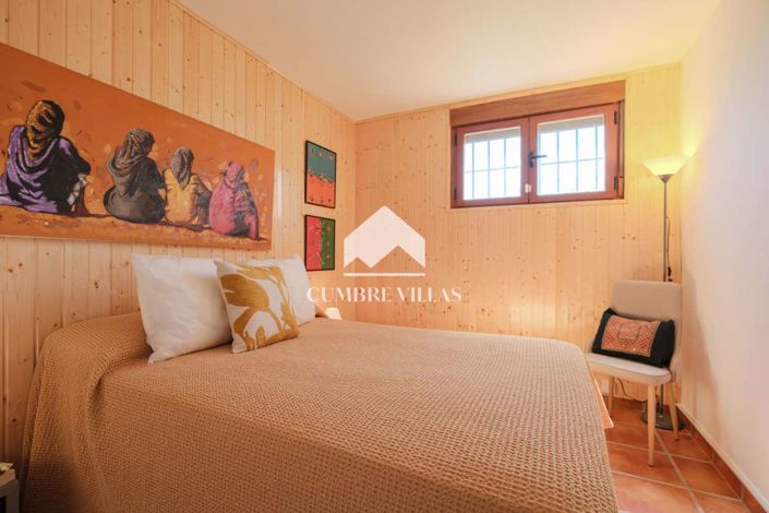 Image No.36-3 Bed Country House for sale