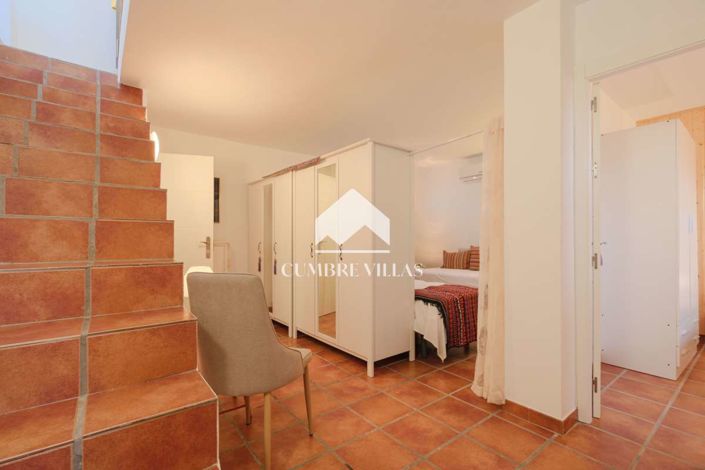 Image No.40-3 Bed Country House for sale