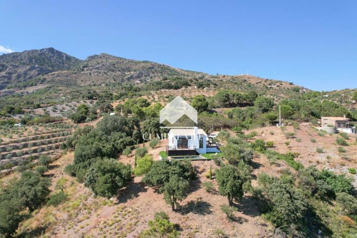Image No.53-3 Bed Country House for sale