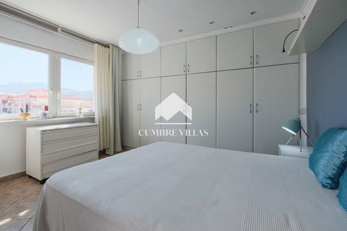 Image No.28-4 Bed Townhouse for sale