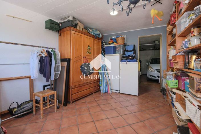 Image No.40-4 Bed Townhouse for sale