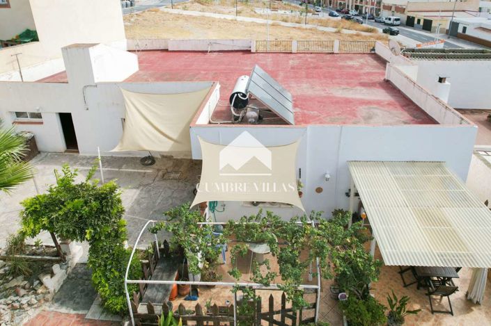 Image No.48-4 Bed Townhouse for sale