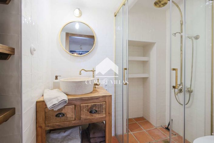 Image No.36-3 Bed Townhouse for sale