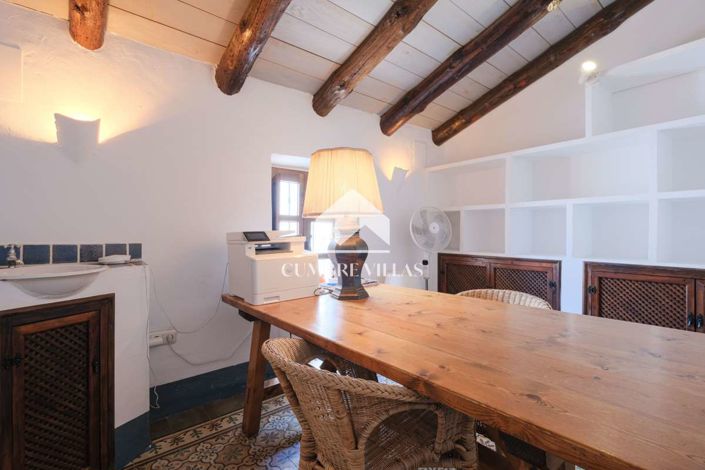 Image No.44-3 Bed Townhouse for sale