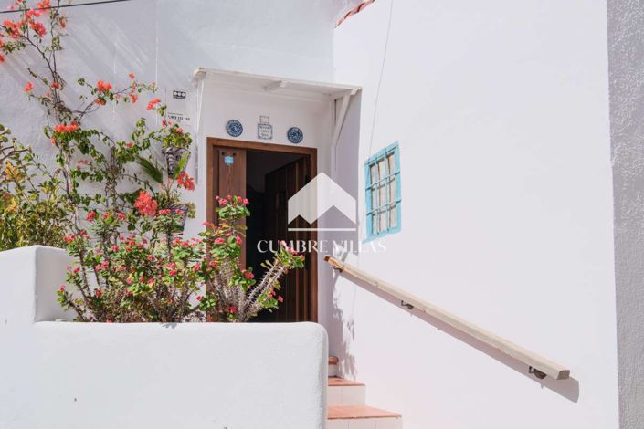 Image No.60-3 Bed Townhouse for sale