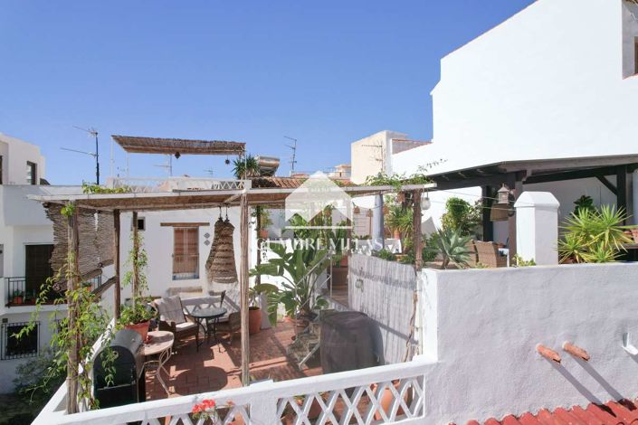 Image No.63-3 Bed Townhouse for sale